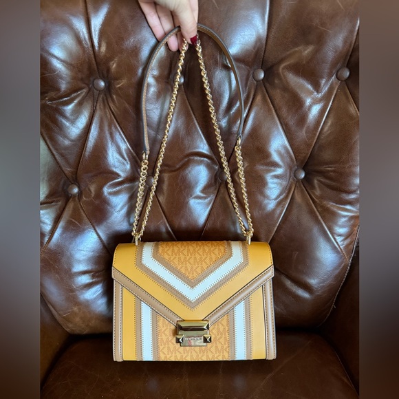 Michael Kors Whitney Medium Color Block & Signature Logo Bag NWT in Goldenrod - Picture 2 of 12